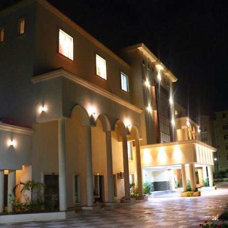 Rk - Inn Premium Suites Bangalore Eksteriør billede